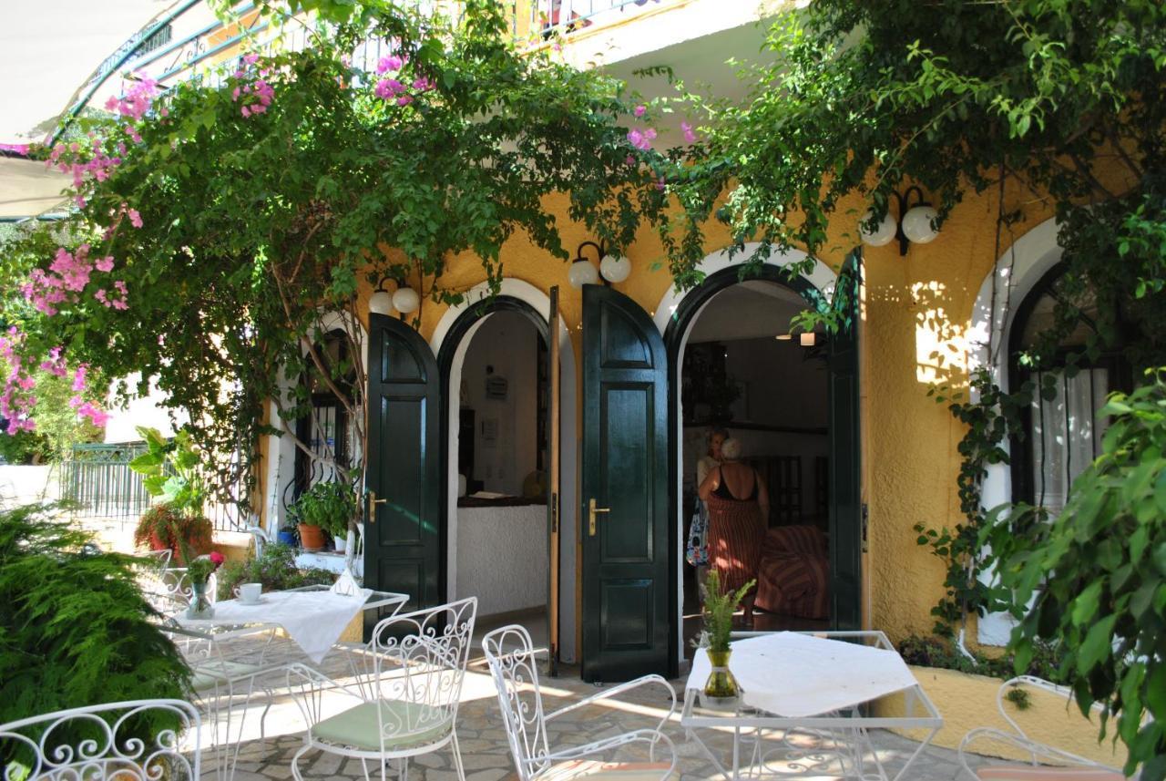Hotel Helios Splendid Mpoukaris Ngoại thất bức ảnh